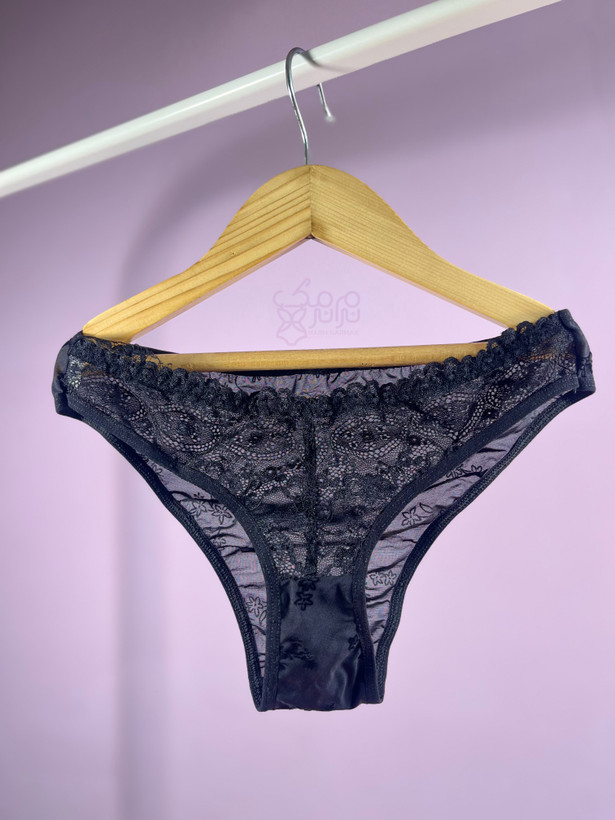 شورت ست شورت و سوتین اسفنجی نرم نرمک رنگ مشکی