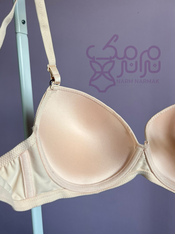 نمای داخلی سوتین بی نایس نرم نرمک