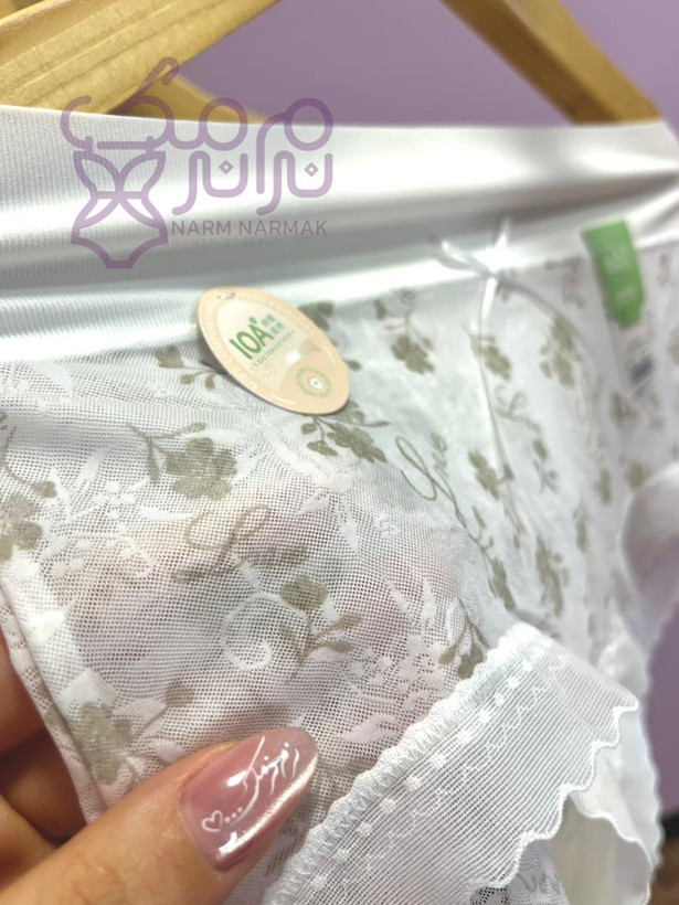 شورت حریر نرم نرمک