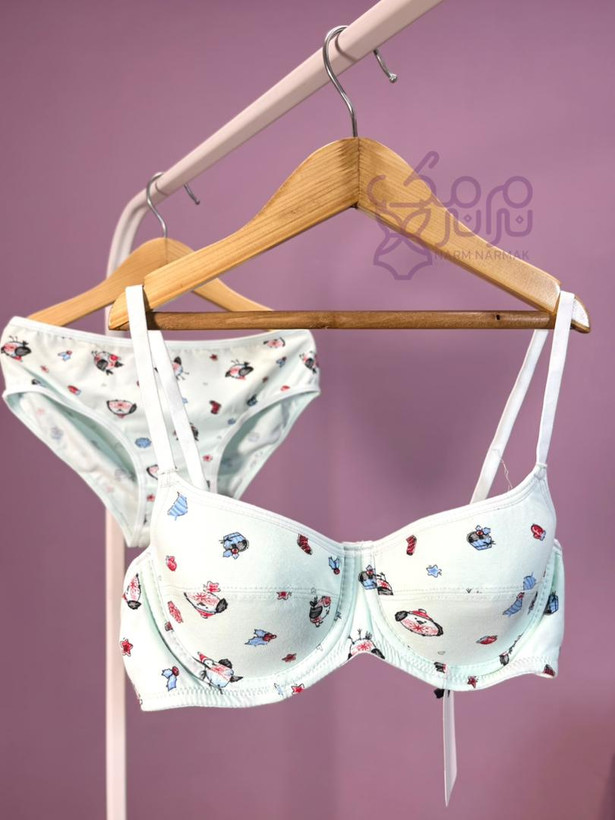 ست شورت و سوتین نرم نرمک