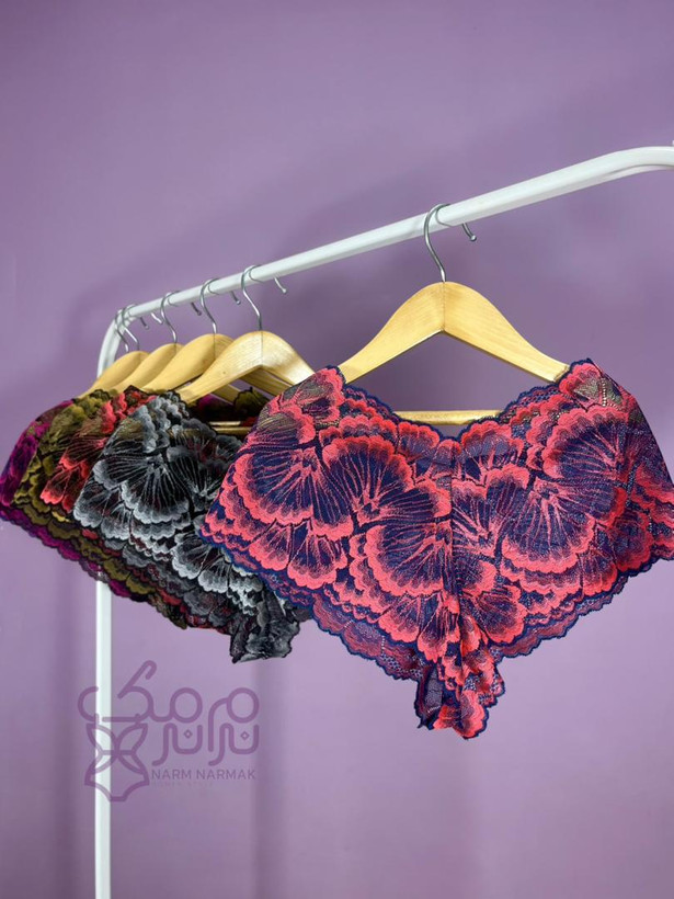 شورت طرح پروانه دانتل نرم نرمک