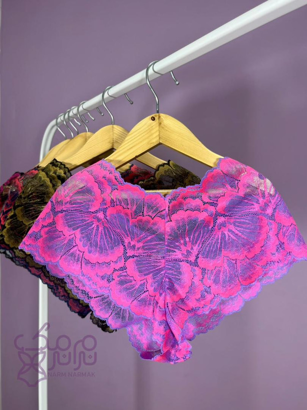 شورت صورتی دانتل طرح پروانه