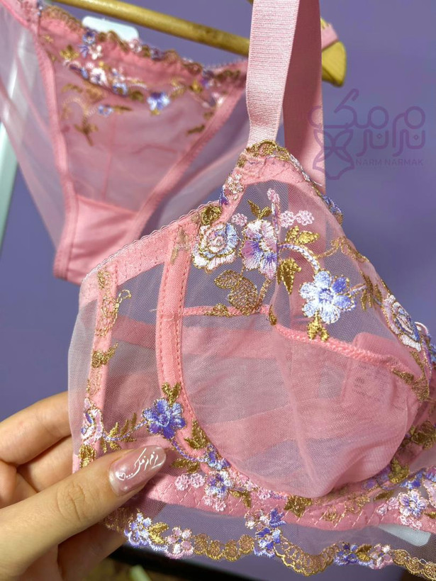 ست شورت و سوتین دانتل