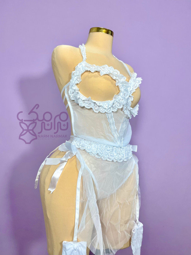 لباس خواب سفید