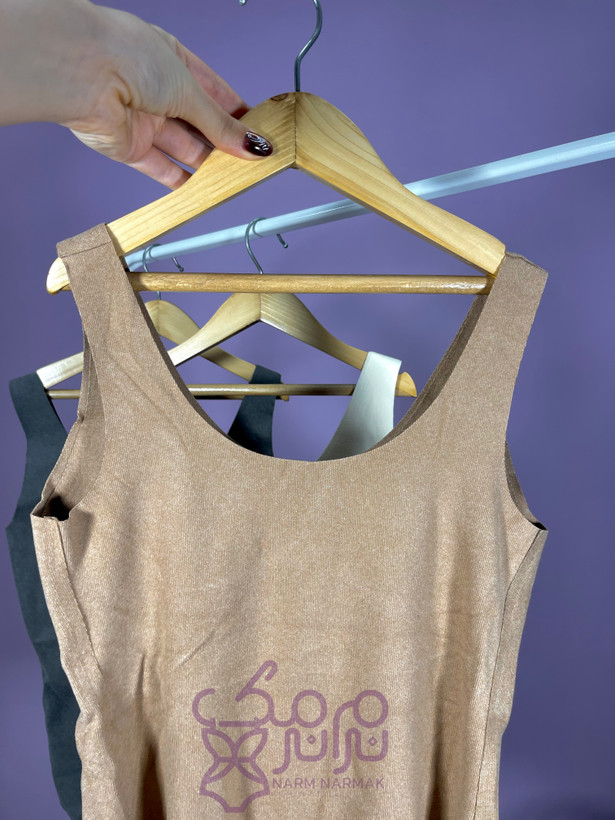 نمای پشت تاپ موهر | نرم نرمک