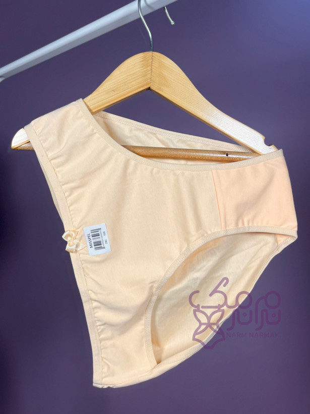 شورت نخ پنبه کرم | نرم نرمک