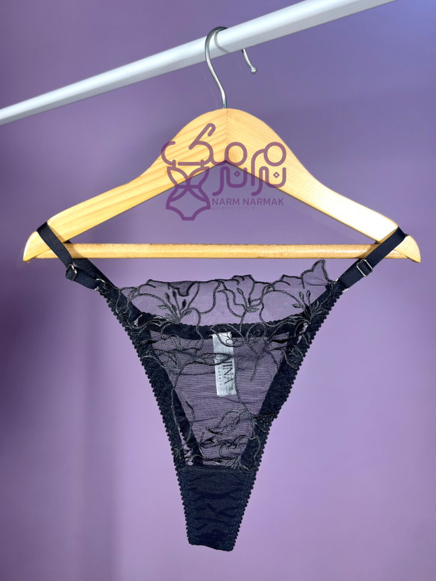 شورت رگلاژ دار مشکی نرم نرمک